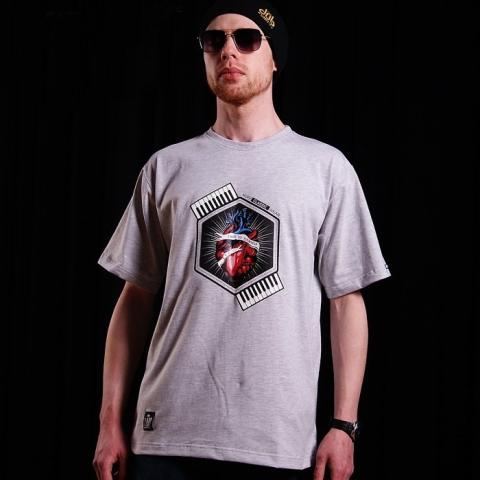 Nuff Wear Heart tshirt 01713 - gray